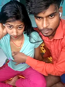 Virl clople online show from February 8, 5:18 pm