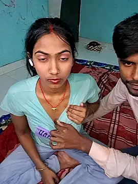 Virl clople online show from February 15, 5:28 pm