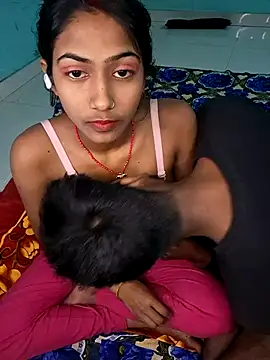 Virl clople online show from February 6, 5:30 pm