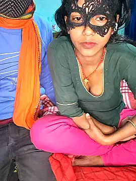 Virl clople online show from January 10, 4:30 pm