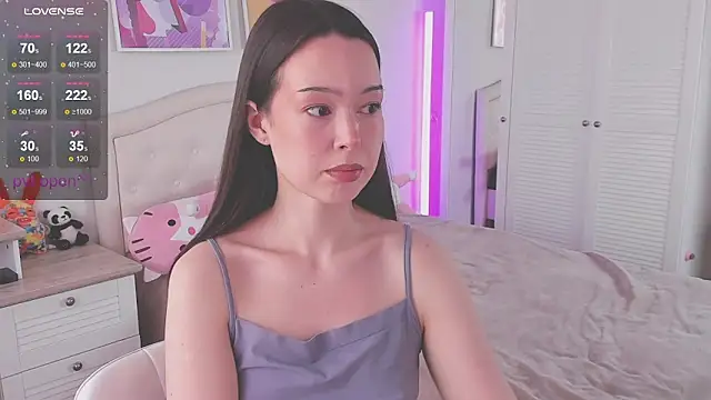 Snapshot of kittenrisha chatting on February 25, 4:01 am kittenrisha online show from February 25, 4:01 am