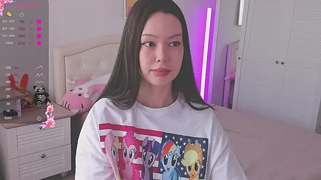 kittenrisha online show from April 8, 4:03 am