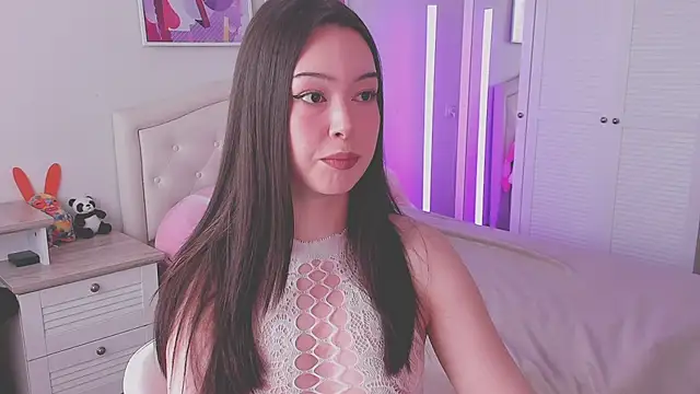 Snapshot of kittenrisha chatting on February 15, 4:35 am kittenrisha online show from February 15, 4:35 am