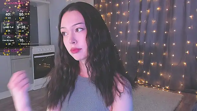 Snapshot of kittenrisha chatting on December 14, 8:31 am kittenrisha online show from December 14, 8:31 am