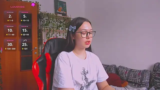 kittenrisha online show from February 26, 10:16 am