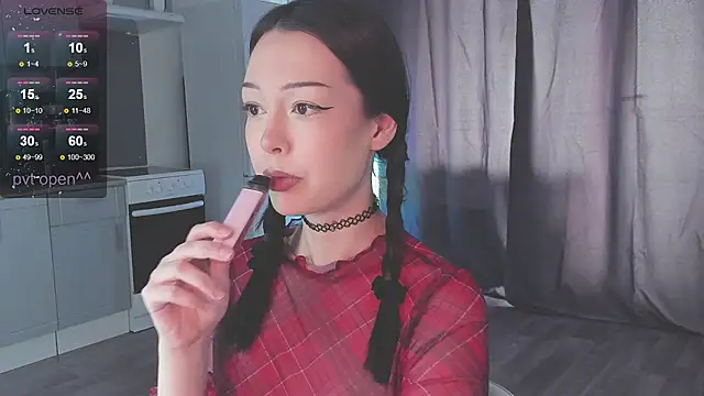 kittenrisha online show from October 26, 6:58 am