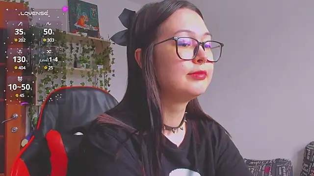 kittenrisha online show from March 12, 6:29 am