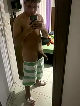 jeyse online show from October 3, 1:31 am