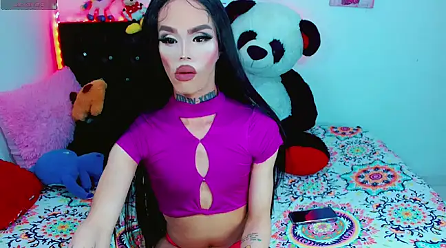 Snapshot of Alextwink chatting on February 6, 12:00 am Alextwink online show from February 6, 12:00 am