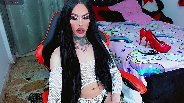 Snapshot of Alextwink chatting on November 20, 6:30 pm Alextwink online show from November 20, 6:30 pm