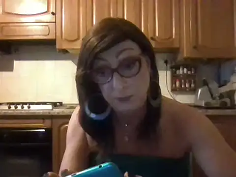 Tiabet online show from February 18, 9:00 pm