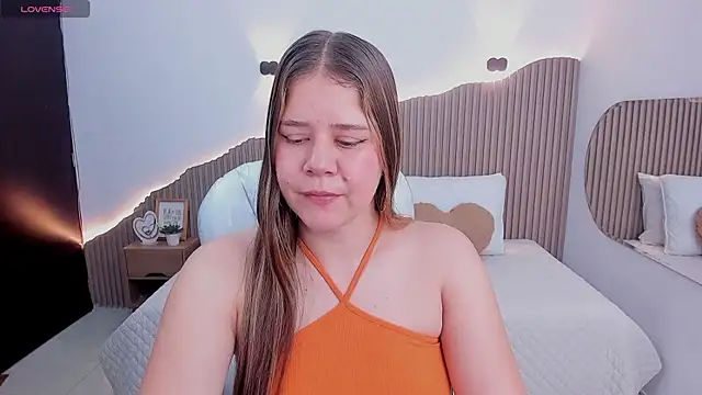 Annie kurt  online show from January 5, 8:34 pm