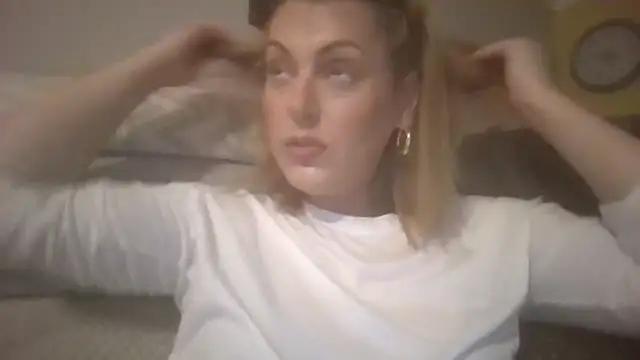 Snapshot of Gigi-Honey chatting on September 19, 8:46 pm Gigi-Honey online show from September 19, 8:46 pm