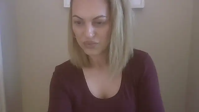 Gigi-Honey online show from November 17, 10:41 am