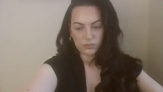 Gigi-Honey online show from June 17, 11:09 am