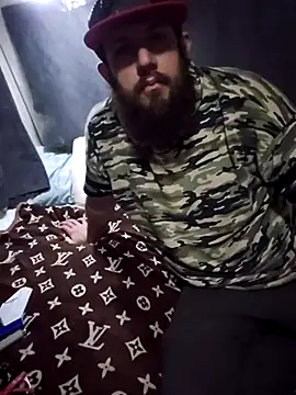 Snapshot of StruggleSnuggles chatting on February 26, 4:08 am StruggleSnuggles online show from February 26, 4:08 am