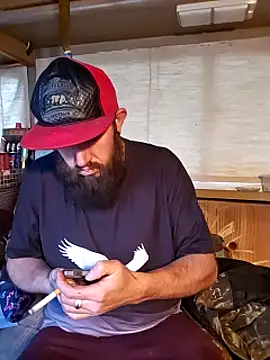 Snapshot of StruggleSnuggles chatting on March 9, 1:35 am StruggleSnuggles online show from March 9, 1:35 am