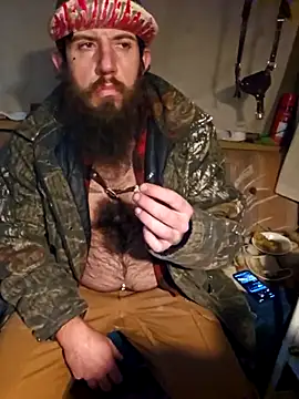 Snapshot of StruggleSnuggles chatting on November 8, 11:25 am StruggleSnuggles online show from November 8, 11:25 am