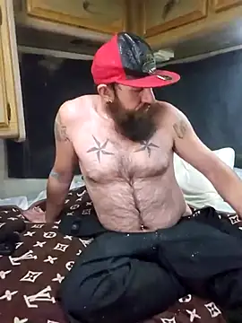 Snapshot of StruggleSnuggles chatting on March 6, 6:52 am StruggleSnuggles online show from March 6, 6:52 am