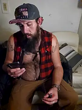 Snapshot of StruggleSnuggles chatting on November 10, 1:10 am StruggleSnuggles online show from November 10, 1:10 am