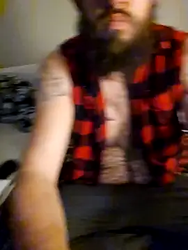 Snapshot of StruggleSnuggles chatting on January 29, 8:18 am StruggleSnuggles online show from January 29, 8:18 am