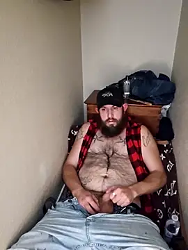 Snapshot of StruggleSnuggles chatting on January 6, 6:52 pm StruggleSnuggles online show from January 6, 6:52 pm