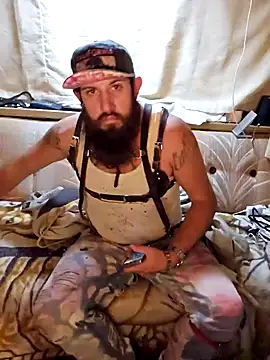 Snapshot of StruggleSnuggles chatting on October 24, 2:21 am StruggleSnuggles online show from October 24, 2:21 am