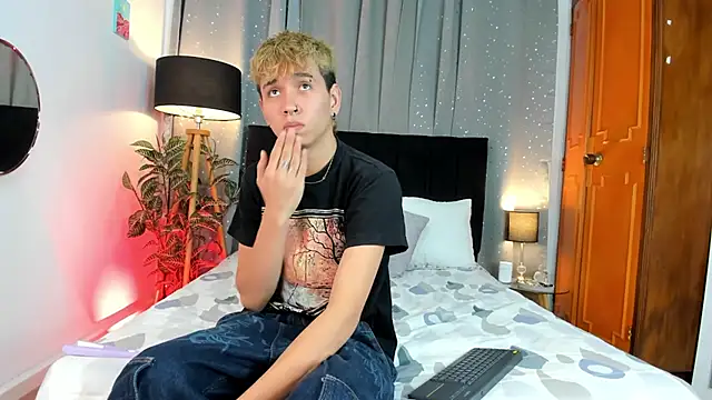 Brian-Ausslos online show from February 15, 4:25 am