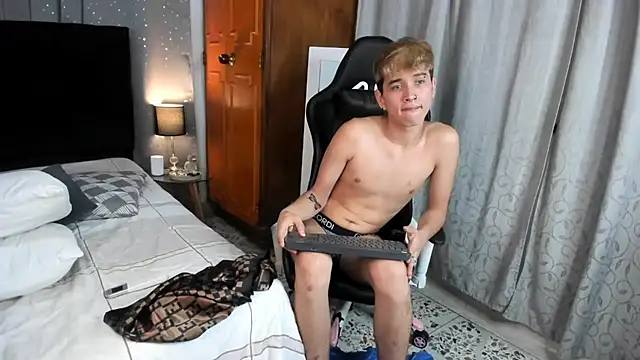 Brian-Ausslos online show from February 20, 7:45 am