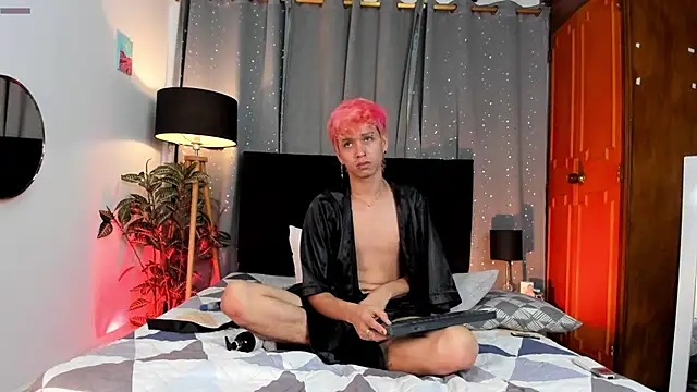 Brian-Ausslos online show from March 22, 7:57 am