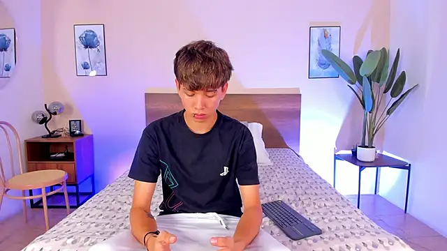 Brian-Ausslos online show from November 25, 4:57 am