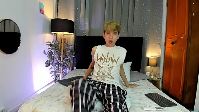 Brian-Ausslos online show from February 17, 9:35 am