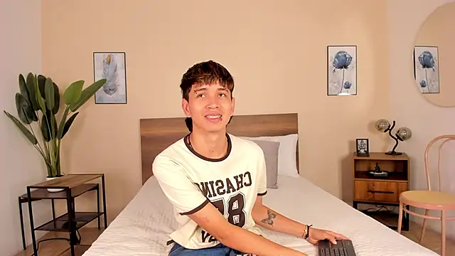 Brian-Ausslos online show from November 22, 4:55 am