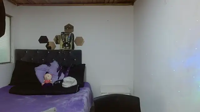 Snapshot of brittanysexhot chatting on February 2, 7:35 pm brittanysexhot online show from February 2, 7:35 pm