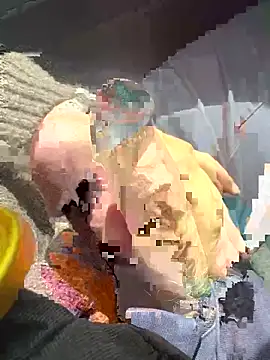 Snapshot of bblbutttwink chatting on May 12, 10:27 pm bblbutttwink online show from May 12, 10:27 pm
