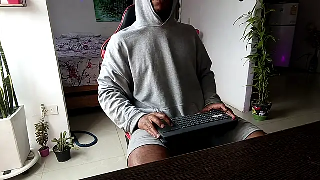 Adam Valenciia online show from March 18, 3:13 pm