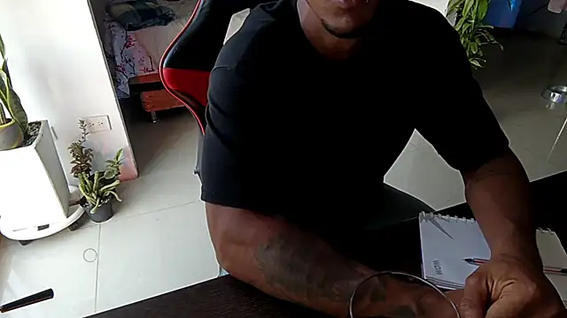 Adam Valenciia online show from February 8, 10:51 pm