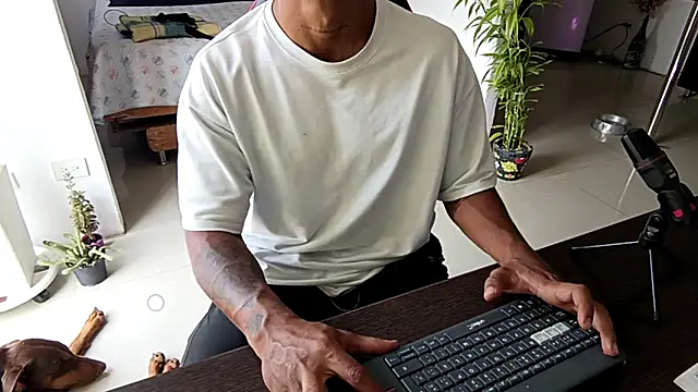 Adam Valenciia online show from February 18, 5:53 pm