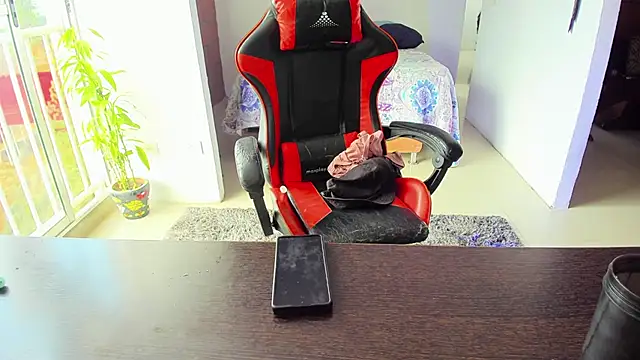 Adam Valenciia online show from September 18, 8:23 pm