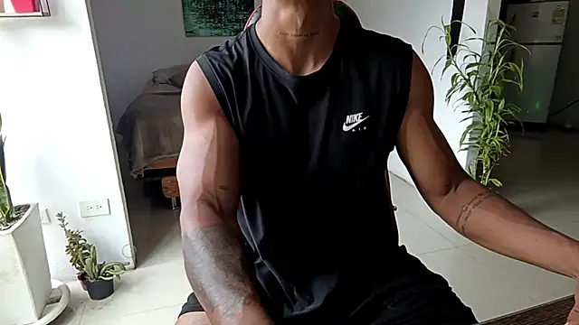 Adam Valenciia online show from February 24, 6:20 pm