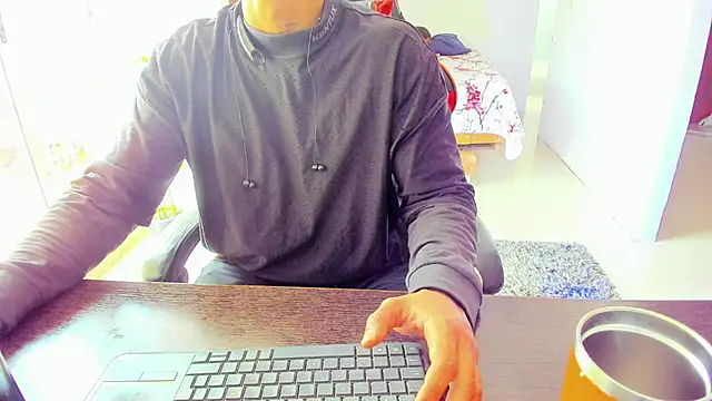 Adam Valenciia online show from October 3, 3:57 pm