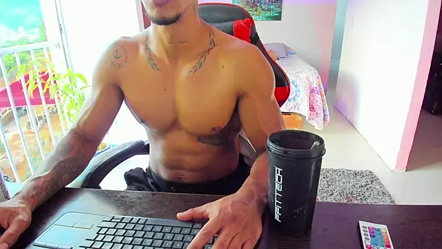 Adam Valenciia online show from September 13, 10:43 pm