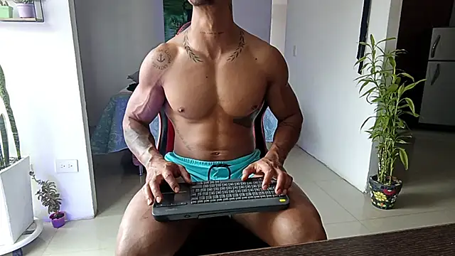 Adam Valenciia online show from December 3, 7:57 pm