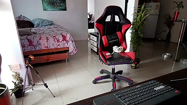 Adam Valenciia online show from March 3, 12:45 pm