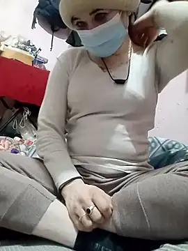 Snapshot of Aarju-30 chatting on February 1, 5:47 pm Aarju-30 online show from February 1, 5:47 pm