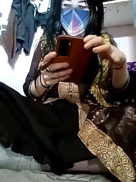 Snapshot of Aarju-30 chatting on January 23, 7:11 am Aarju-30 online show from January 23, 7:11 am