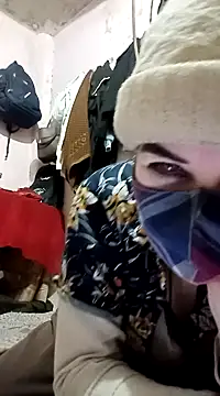 Snapshot of Aarju-30 chatting on January 27, 1:52 pm Aarju-30 online show from January 27, 1:52 pm