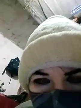 Snapshot of Aarju-30 chatting on January 22, 2:03 pm Aarju-30 online show from January 22, 2:03 pm