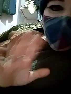 Snapshot of Aarju-30 chatting on January 20, 10:48 pm Aarju-30 online show from January 20, 10:48 pm