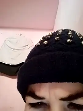 Snapshot of Aarju-30 chatting on January 11, 6:03 am Aarju-30 online show from January 11, 6:03 am